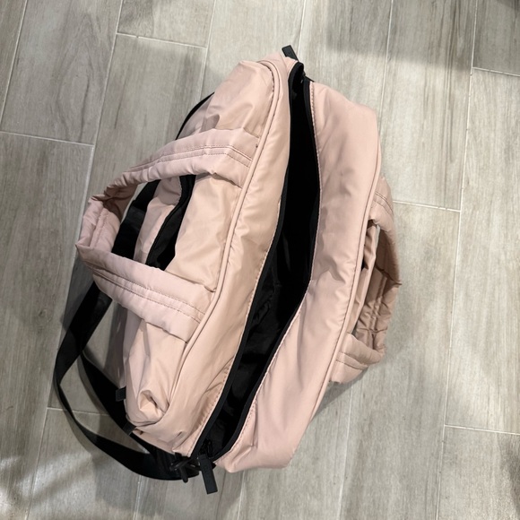 Stylish Pink Luka Duffel CalPak Women's Bag - Picture 9 of 11